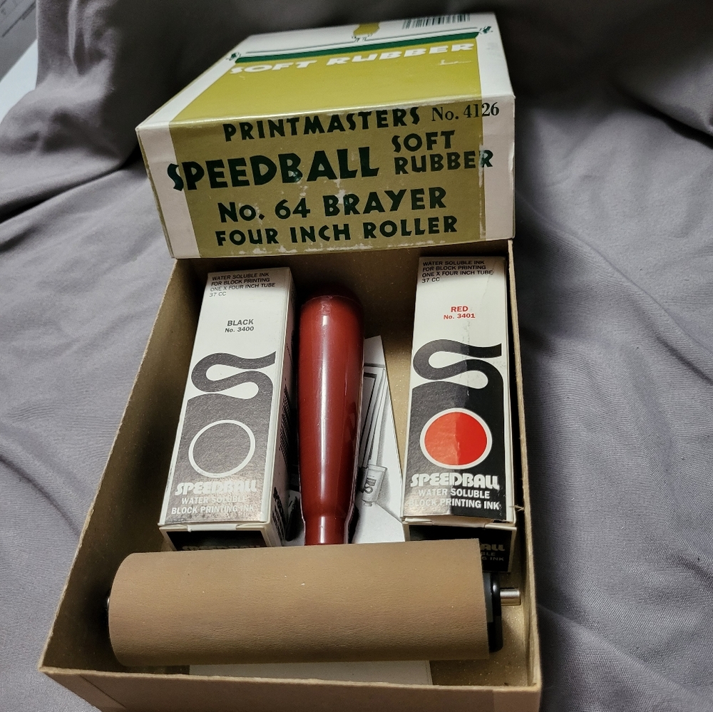 Speed roller with two tubes of ink